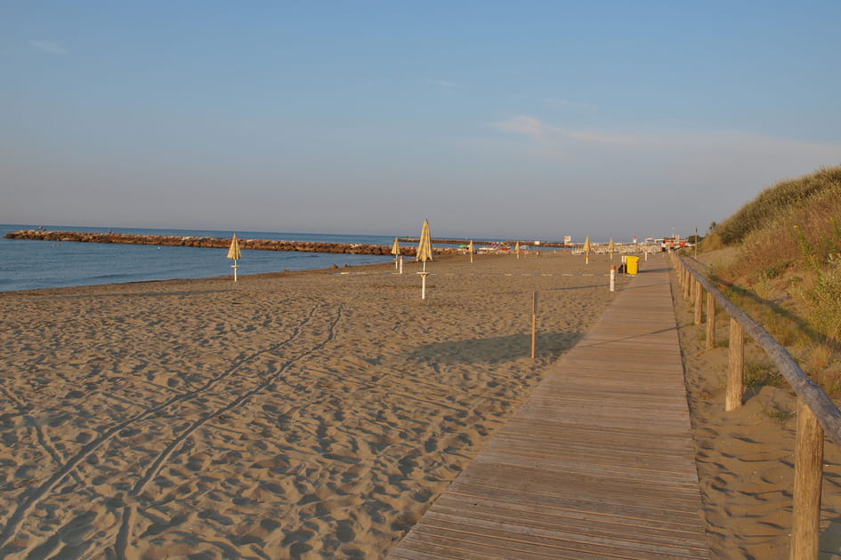 Les ch&acirc;teaux de sable &agrave; Eraclea (Italie)