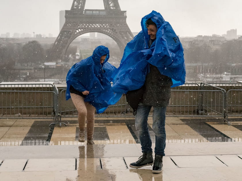 Vent, gr&ecirc;le et pluie