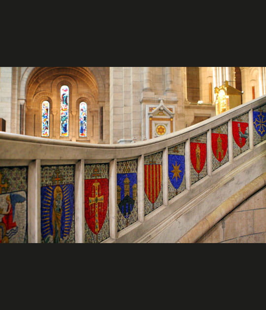 Mont&eacute;e vers l'autel