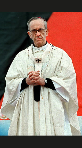 Un pape politique, qui ne prend pas parti