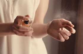 Un trésor dans la salle de bain : les bouteilles de ce parfum très populaire se revendent plus de 4000 euros