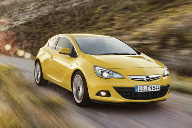 Opel Astra GTC : l'Astra version coupé