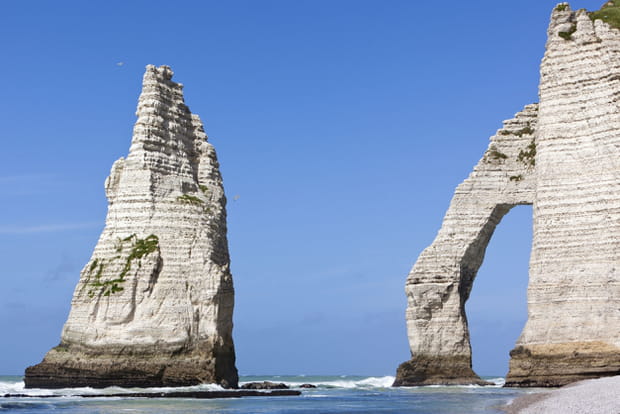 L'Aiguille à Etretat, un lieu qui a inspiré Maurice Leblanc et son célèbre Arsène Lupin