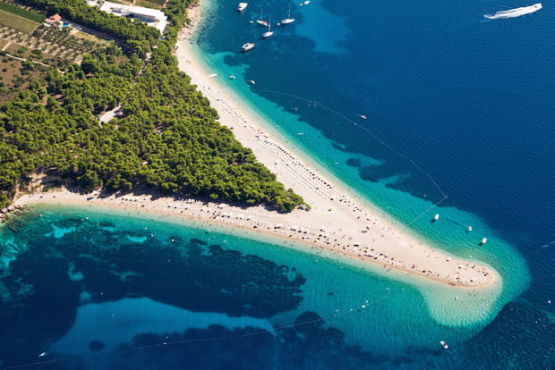 La plage de Zlatni Rat en Croatie