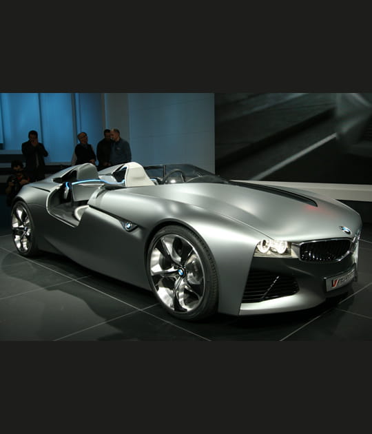 BMW Vision Connected Drive&nbsp;: ligne rac&eacute;e