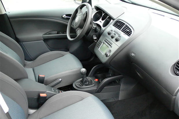 Un espace avant de berline