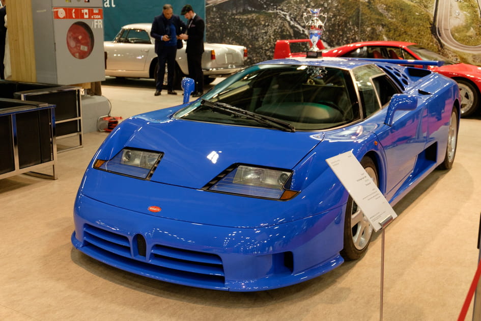 Zoom sur la Bugatti EB110&nbsp;&agrave; R&eacute;tromobile