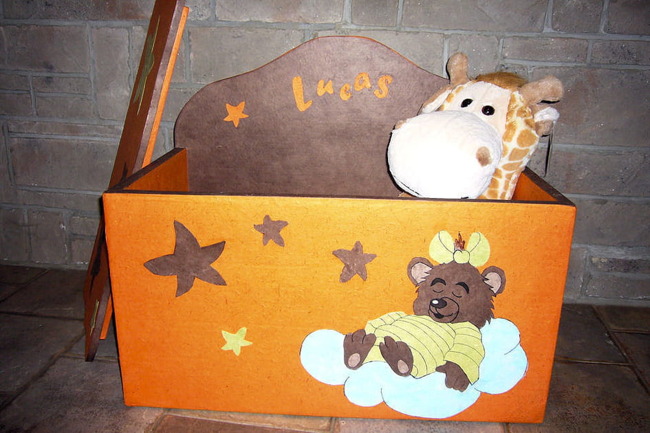Un coffre &agrave; jouets