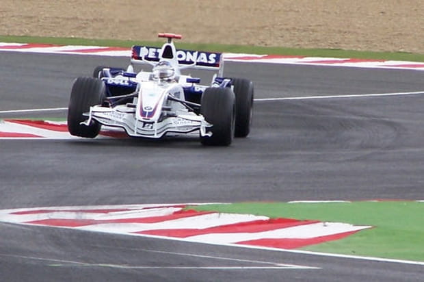 Heidfeld s'accroche