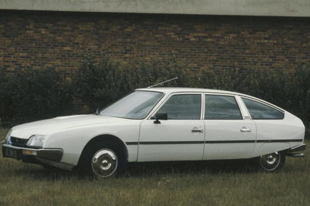 Athéna et Réflex, remplaçantes de la 2000