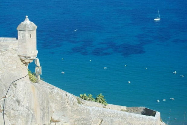 Alicante in the blue