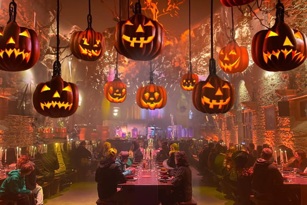 L'École des Sorciers du château Rocher Portail ouvre à Halloween