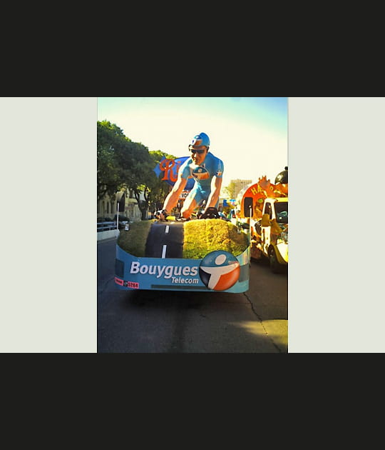 Un op&eacute;rateur t&eacute;l&eacute;phonique dans la course
