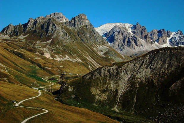 En Haute-Savoie, sur la Route des Grands Alpes