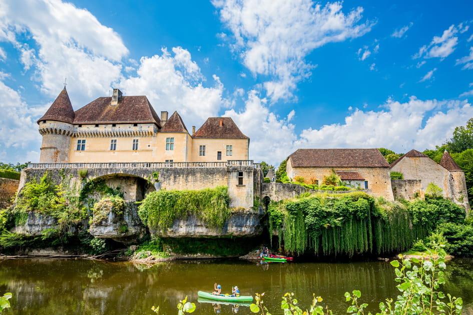 La vall&eacute;e de la V&eacute;z&egrave;re, haut-lieu de la pr&eacute;histoire