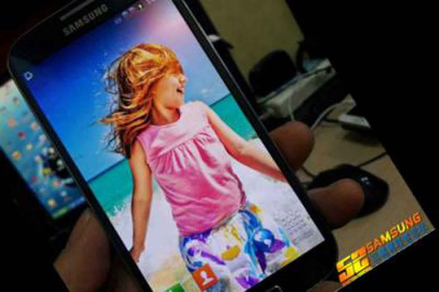 Galaxy S4 : un "Eye Scroll" pour le contrôler avec les yeux ?