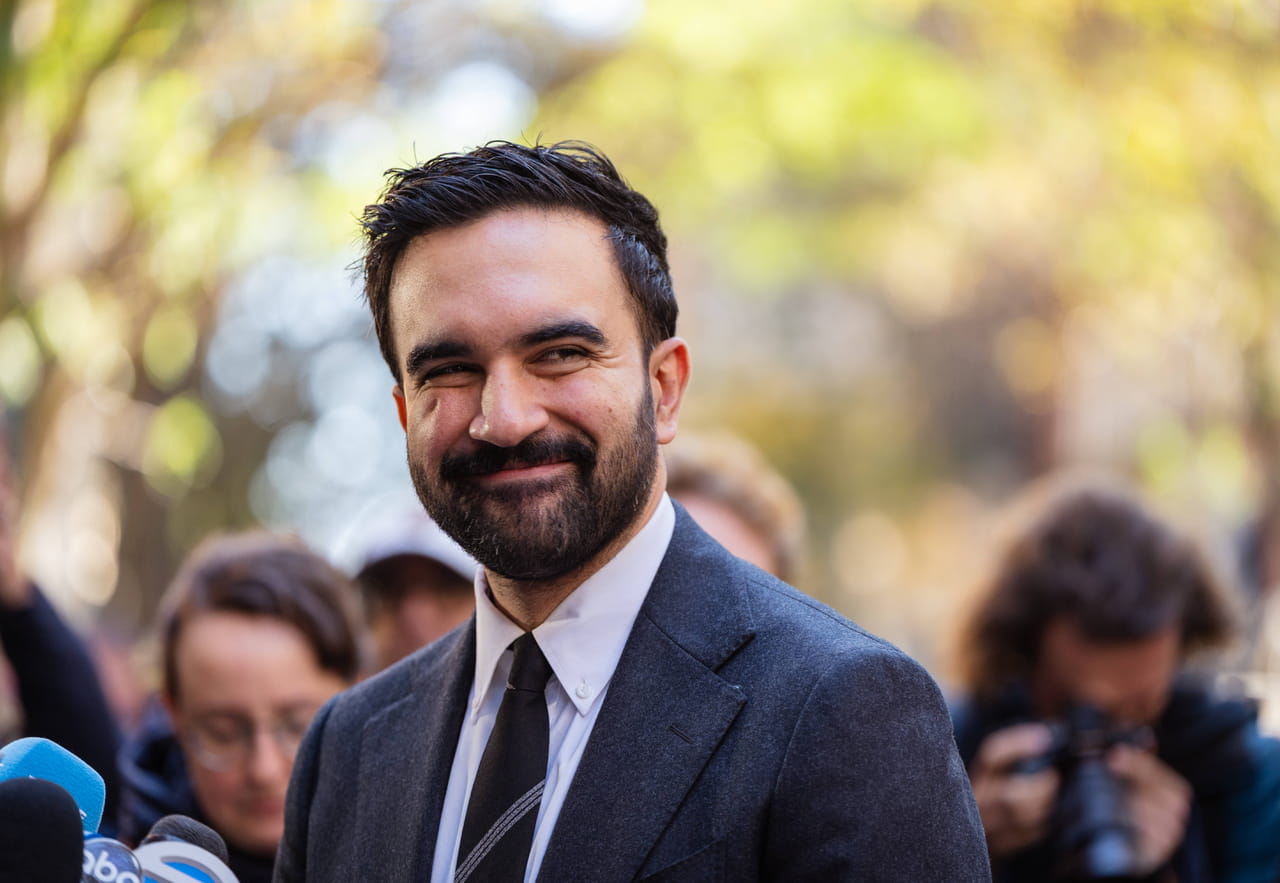 Zohran Mamdani : qui est ce musulman socialiste, favori pour être le nouveau maire de New York ?