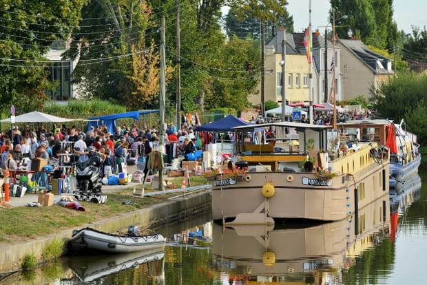 Braderie du canal Saint-Martin à Rennes