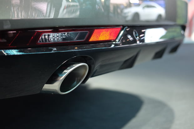 Deux sorties d'échappement sur certains modèles