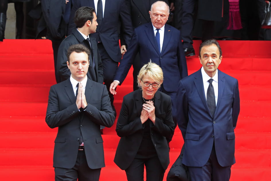 Des applaudissements pour Jacques Chirac