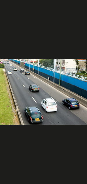 Les conducteurs qui restent sur&nbsp;la&nbsp;voie&nbsp;centrale