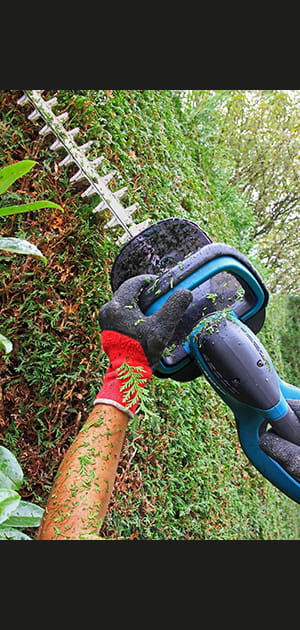 Manipuler des outils de bricolage