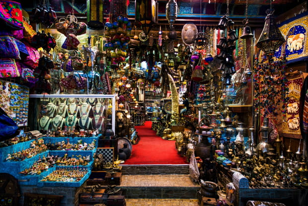 Souk de Muttrah : entre encens et épices, découvrez le khanjar