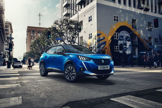 A l'avant, le nouveau 2008 mise sur un look massif