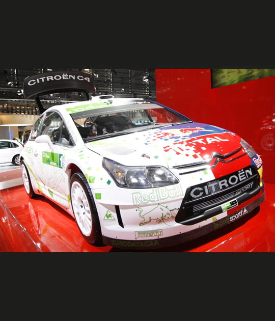 Citro&euml;n C4&nbsp;: mi-hybride, mi-racing