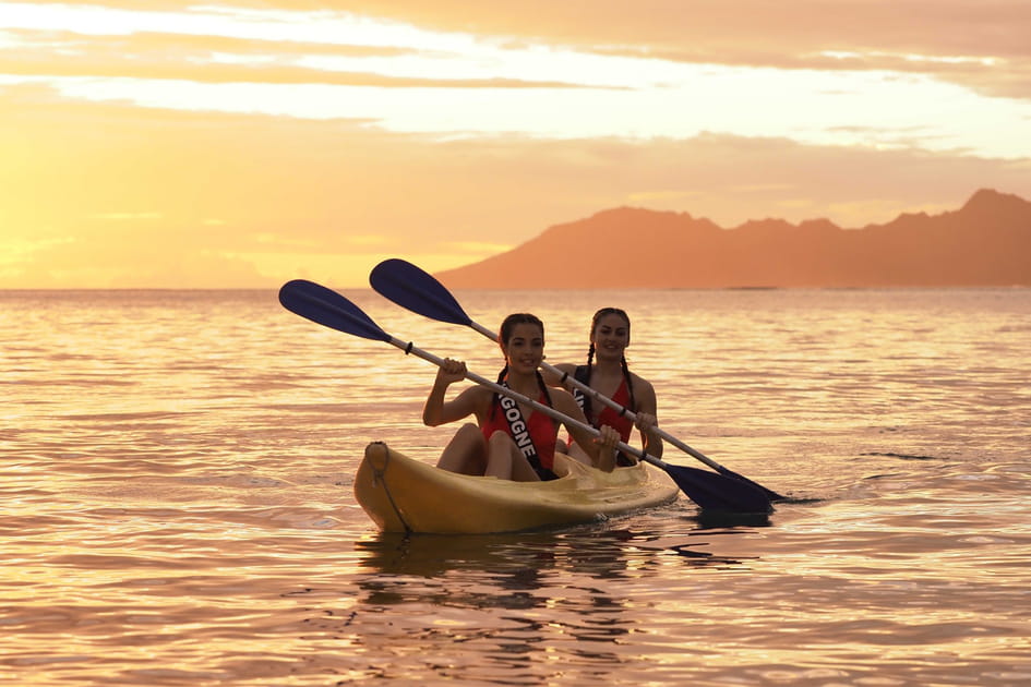 Les Miss font du kayak