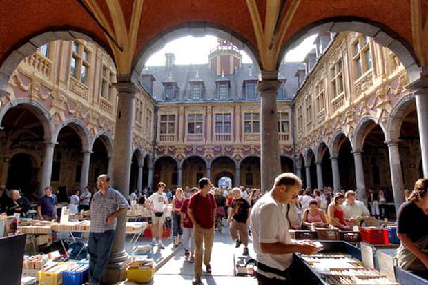 La braderie de la Vieille Bourse