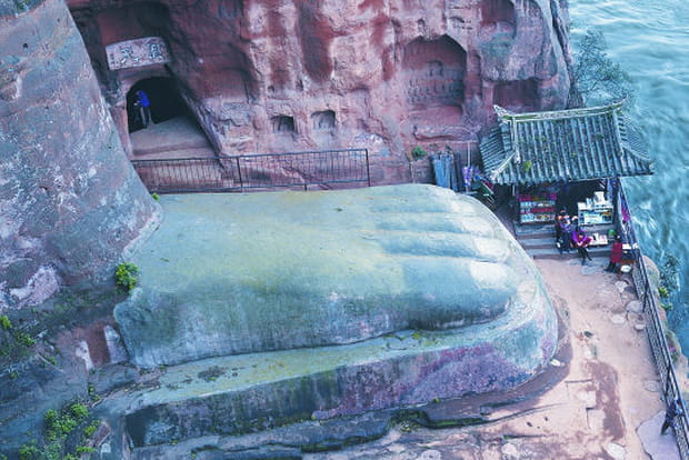 Le mont Emei, un site gargantuesque