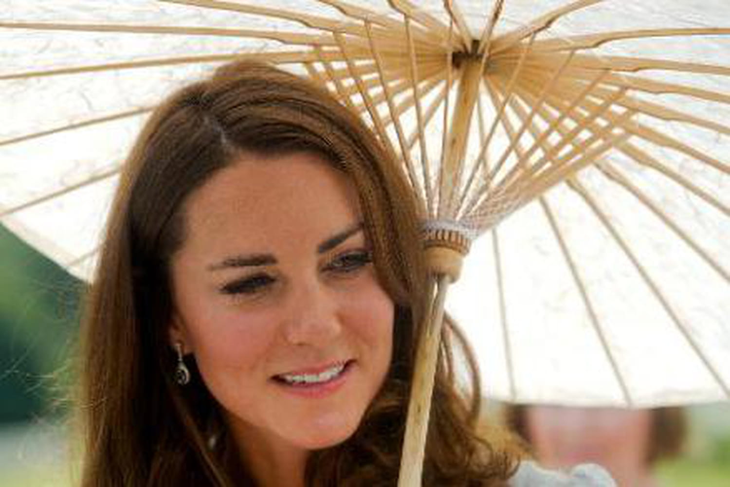 Kate Middleton : un accouchement grand luxe avec suite privée, champagne et repas sur-mesure