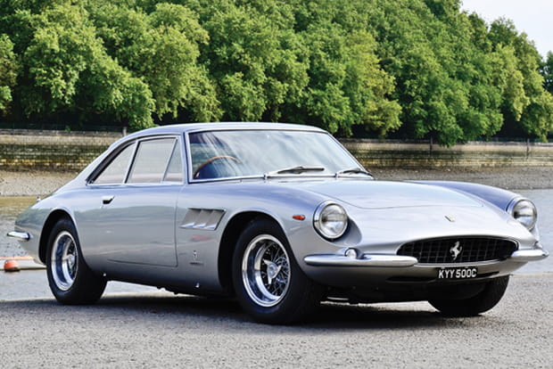 Ferrari 500 Superfast de 1965