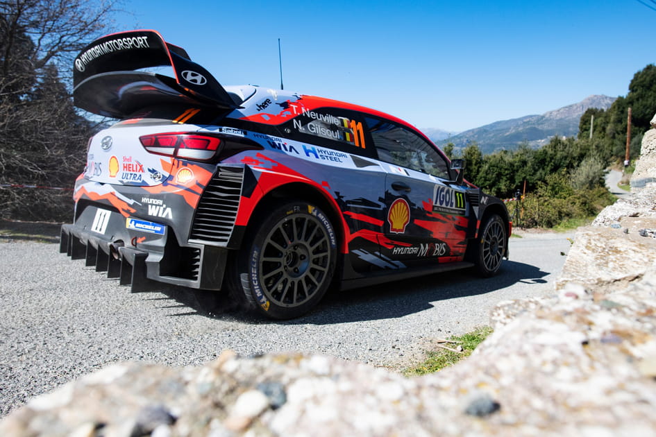 Neuville attend son heure