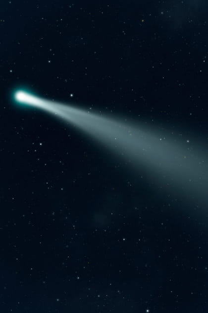 Oumuamua, la th&eacute;orie d'une com&egrave;te sombre