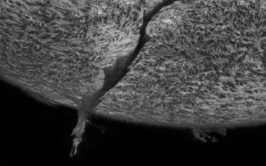 Un gigantesque filament solaire