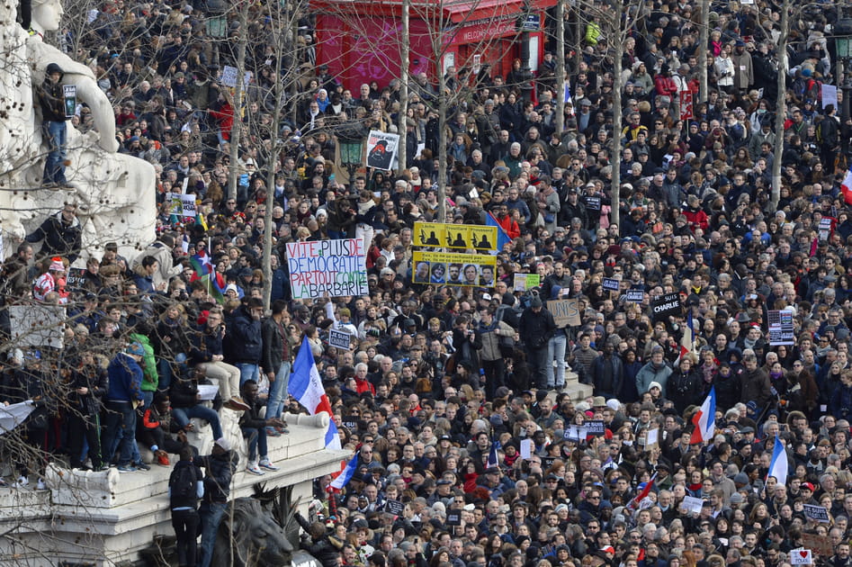 Place de la R&eacute;publique : une densit&eacute; rarement atteinte