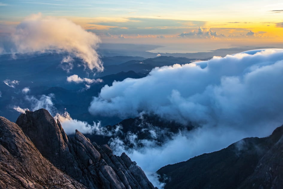 Born&eacute;o et le Kinabalu