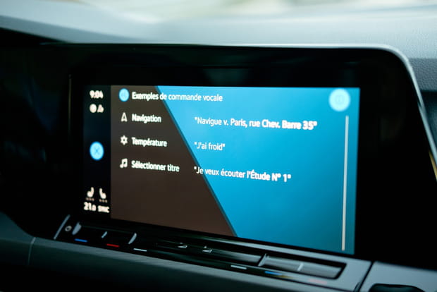 Un système de commande vocale à bord de la Golf 8