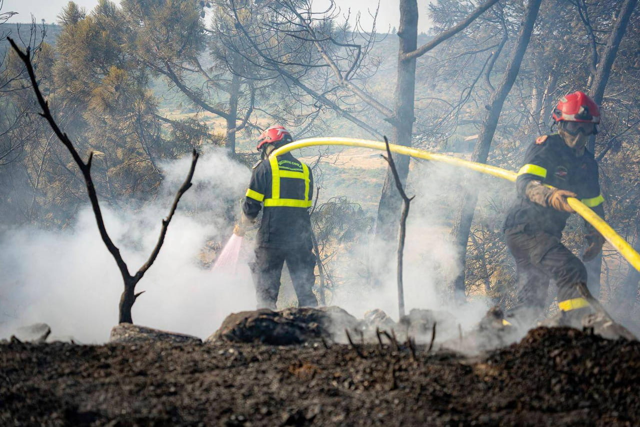 Incendie dans l'Aude : le feu est 