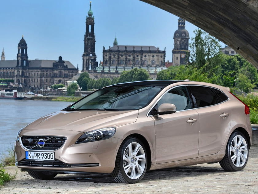 Volvo V40