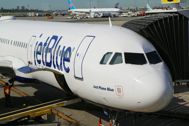 17e - jetBlue Airways