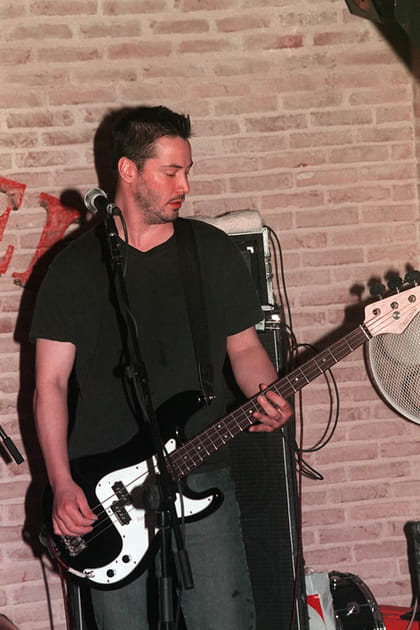 Secrets de Keanu Reeves&nbsp;: il est bassiste professionnel