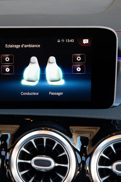 Les impulsions de Mercedes pour r&eacute;veiller le conducteur