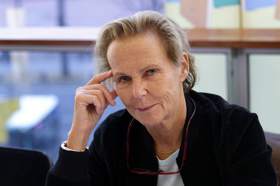 Christine Ockrent, la belle-m&egrave;re de Julien, Camille et &quot;Victor&quot;