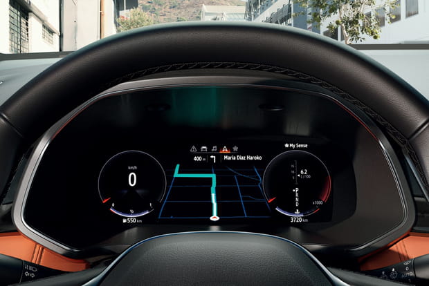 Le Smart Cockpit de 10 pouces disponible sur le Captur