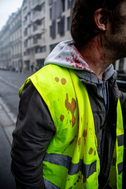 Gilets jaunes&nbsp;: les images choc &agrave; Paris