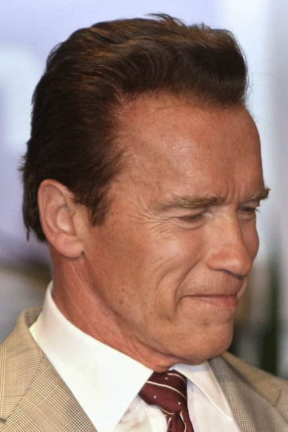 Arnold Schwarzenegger, multi-dipl&ocirc;m&eacute;