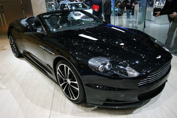 Aston Martin DBS Volante